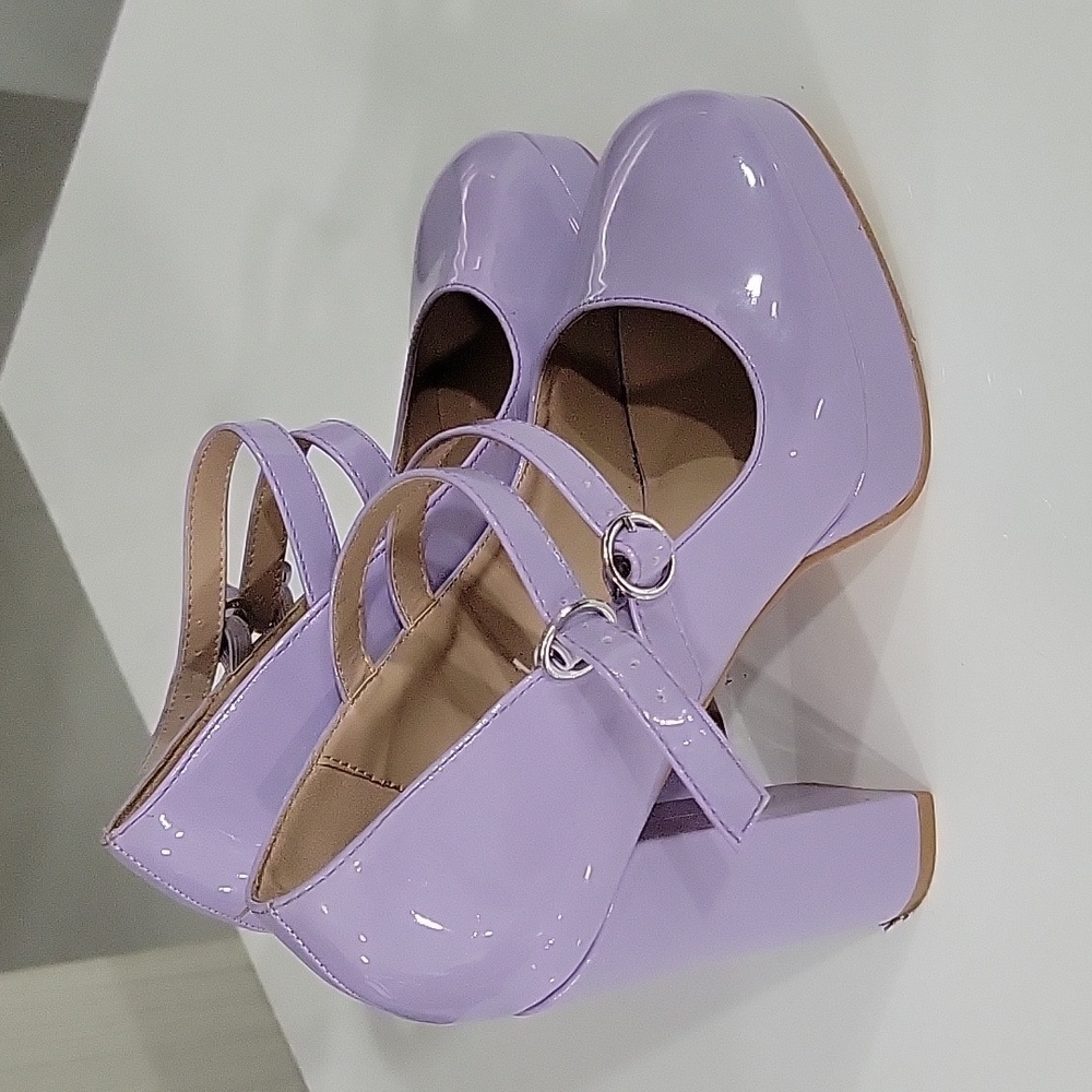 Yoki Coquette Block Heel Pumps, Size 8.5